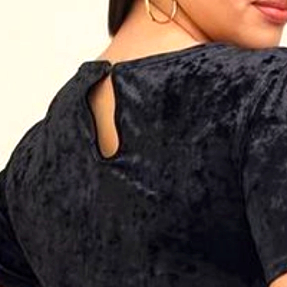 ❤️NWT VINTAGE TORRID CATSUIT - FULL LENGTH - CRUSHED VELOUR - SUPER SOFT VELVET - Picture 3 of 10